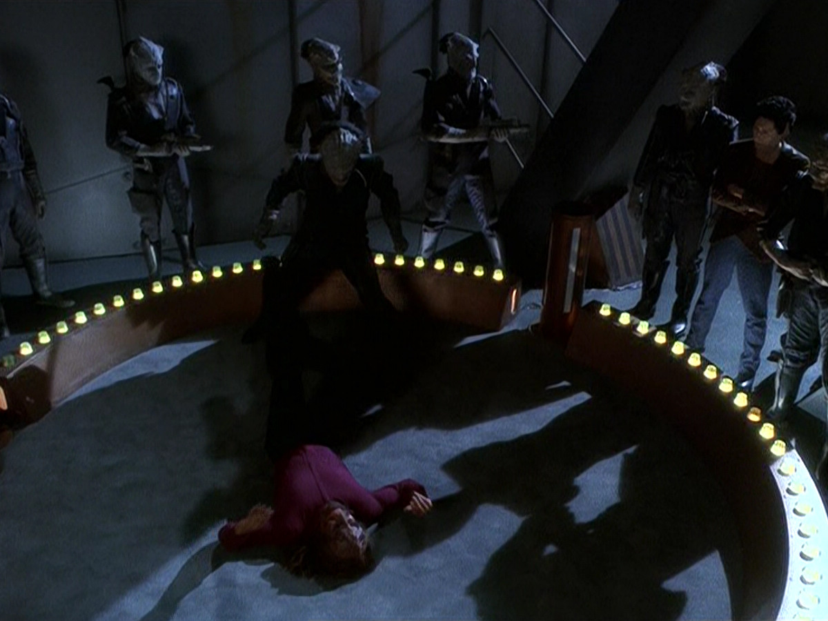 extant_StarTrek_DS9_5x15-ByInfernosLight_03100.jpg
