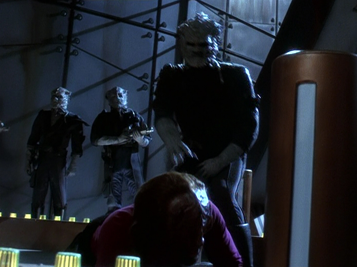 extant_StarTrek_DS9_5x15-ByInfernosLight_03113.jpg