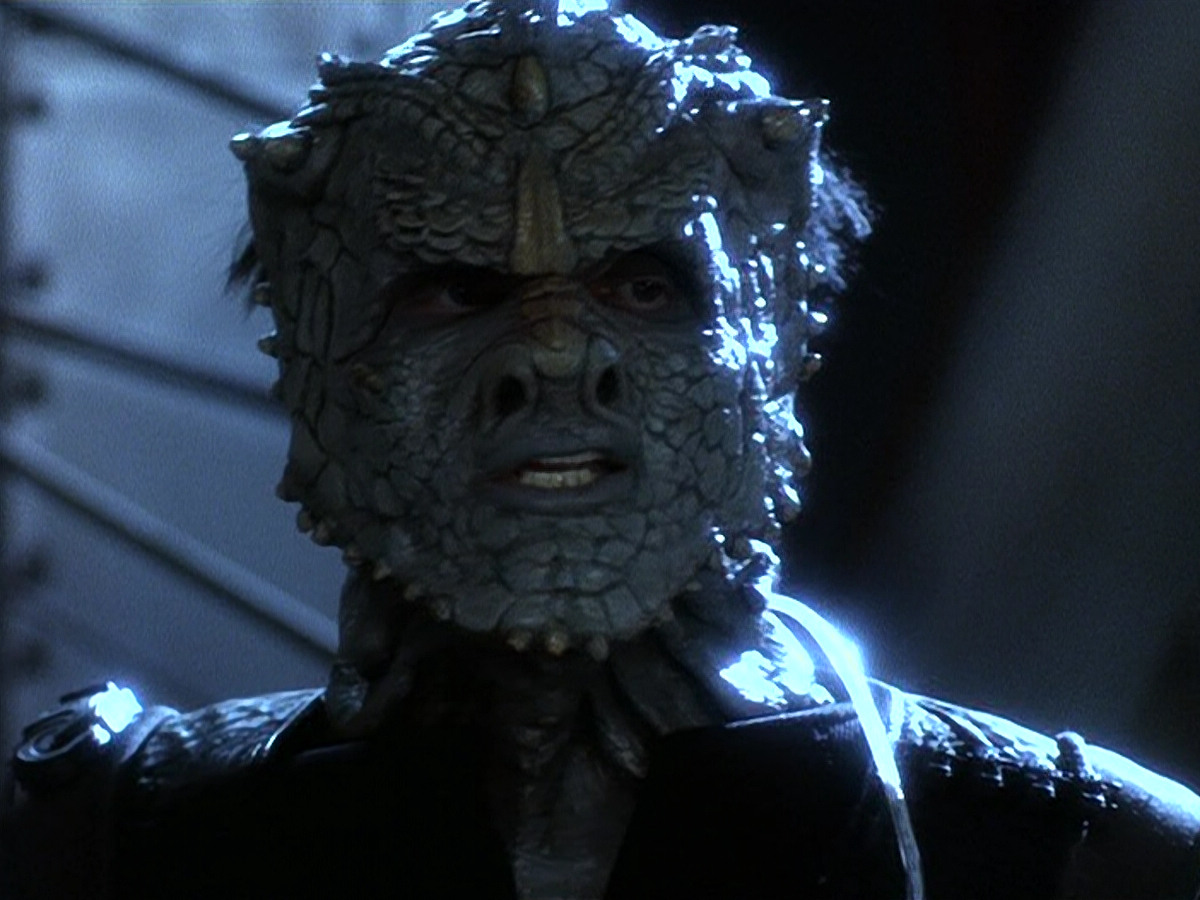 extant_StarTrek_DS9_5x15-ByInfernosLight_03156.jpg