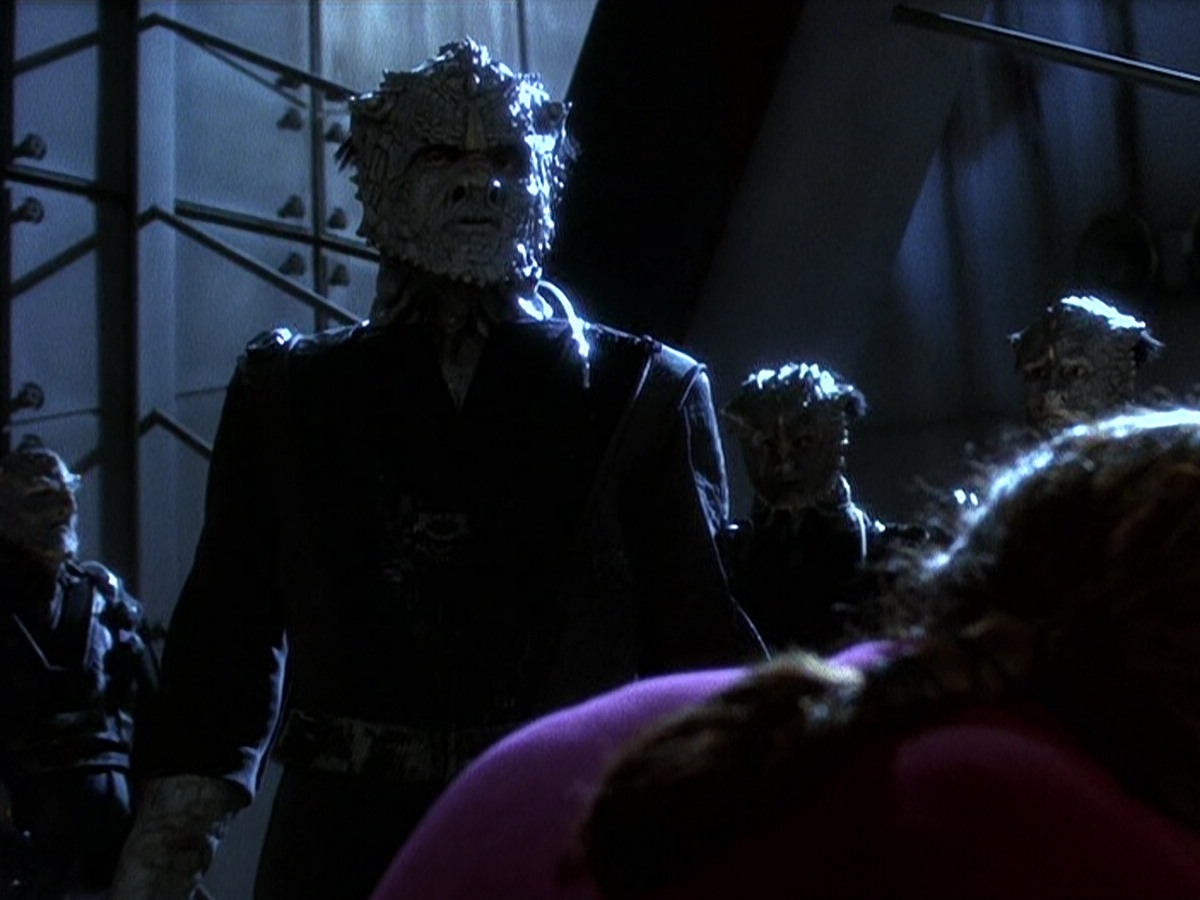 extant_StarTrek_DS9_5x15-ByInfernosLight_03173.jpg
