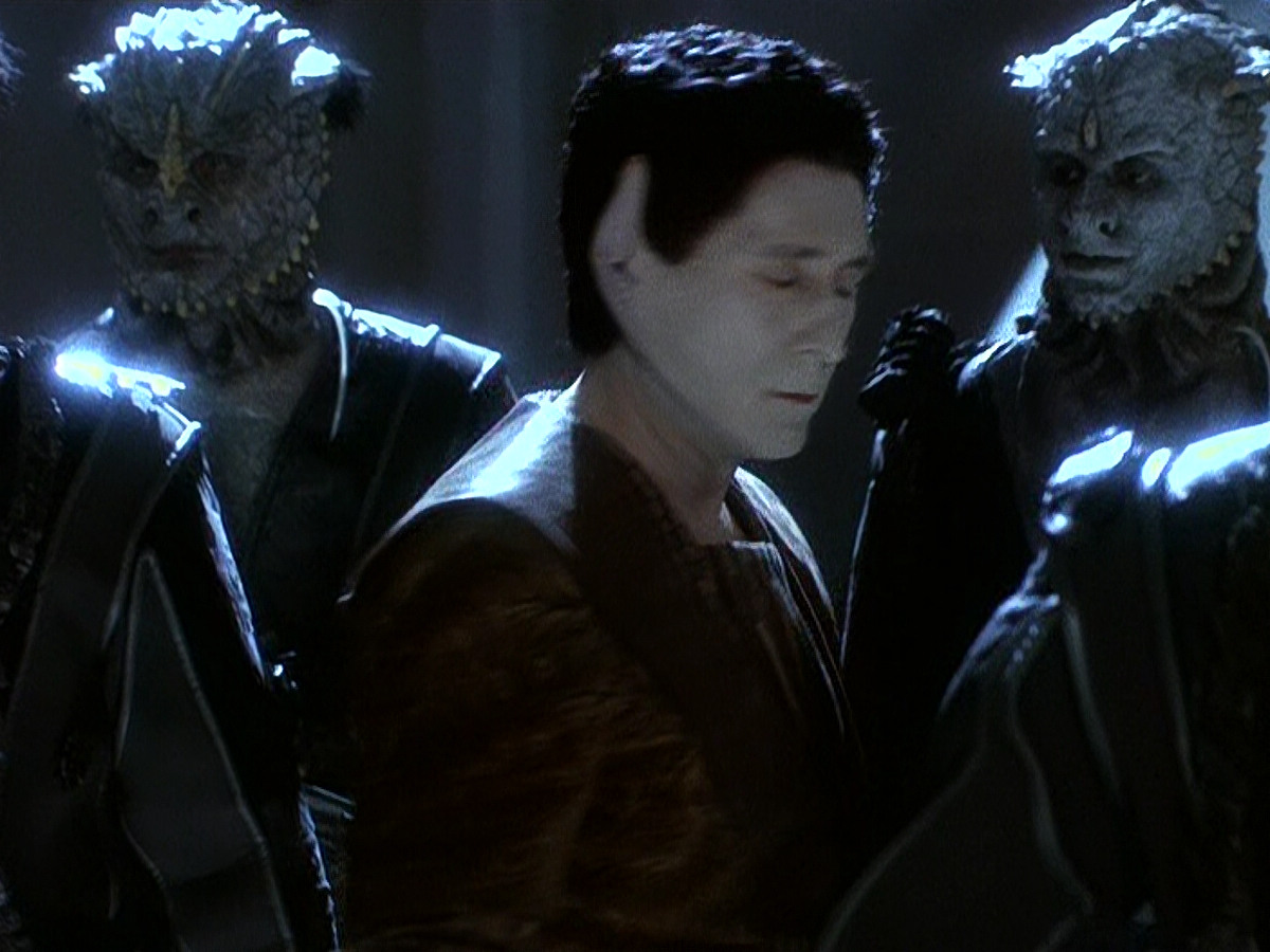 extant_StarTrek_DS9_5x15-ByInfernosLight_03181.jpg