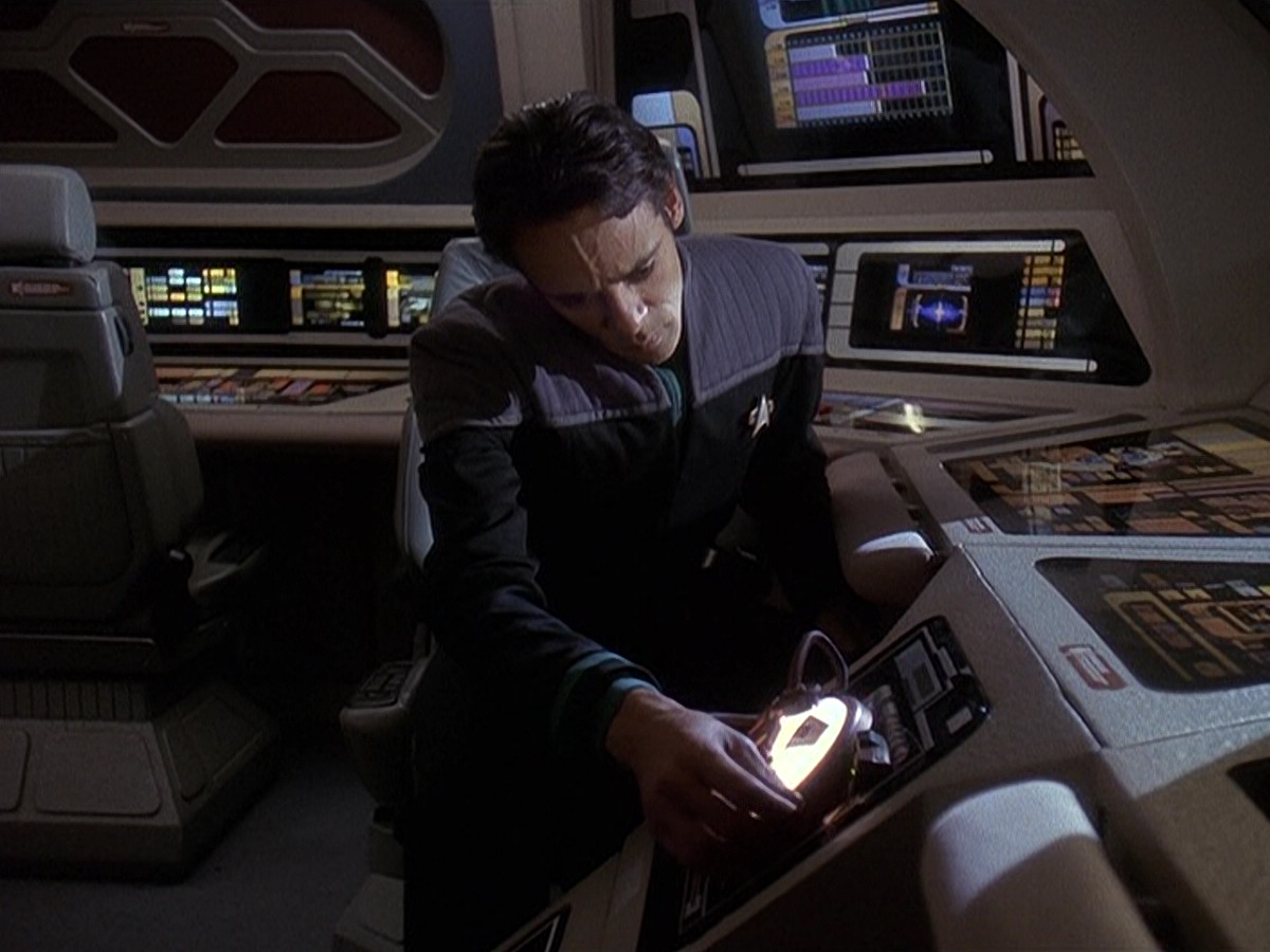 extant_StarTrek_DS9_5x15-ByInfernosLight_03379.jpg