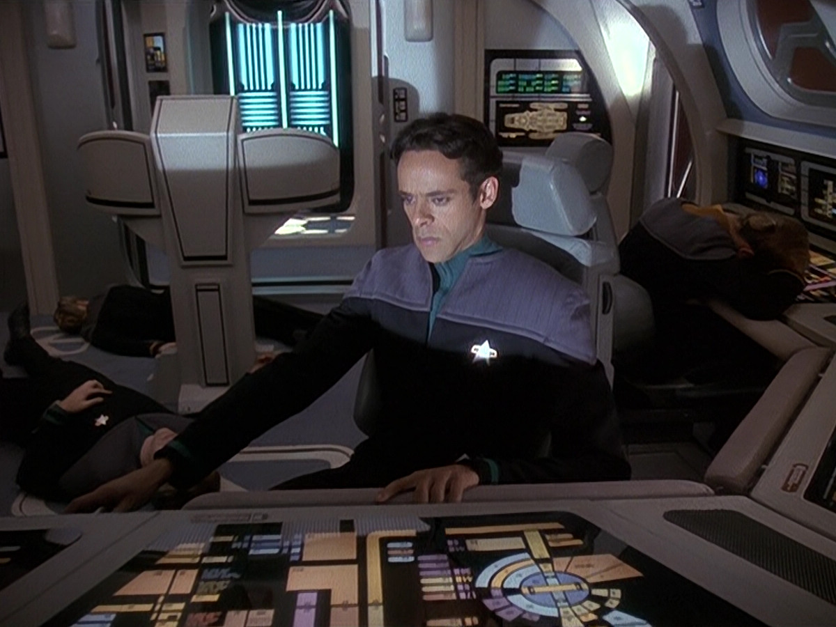 extant_StarTrek_DS9_5x15-ByInfernosLight_03439.jpg