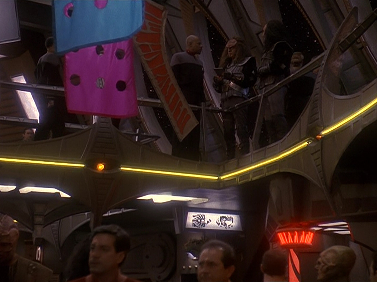 extant_StarTrek_DS9_5x15-ByInfernosLight_03610.jpg