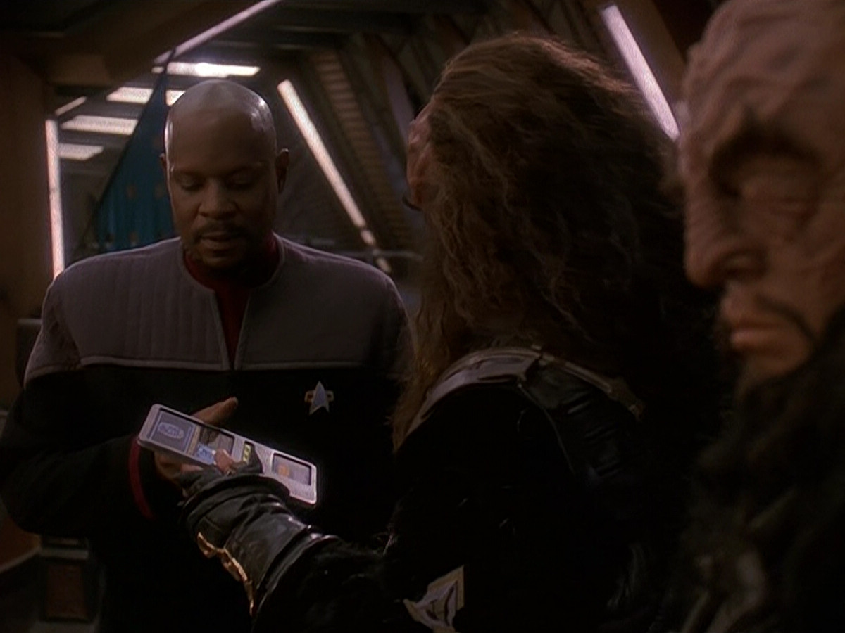 extant_StarTrek_DS9_5x15-ByInfernosLight_03631.jpg