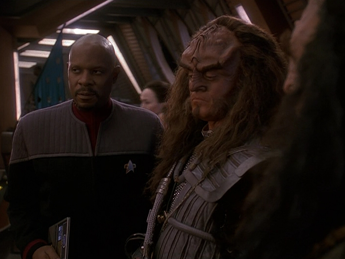 extant_StarTrek_DS9_5x15-ByInfernosLight_03662.jpg