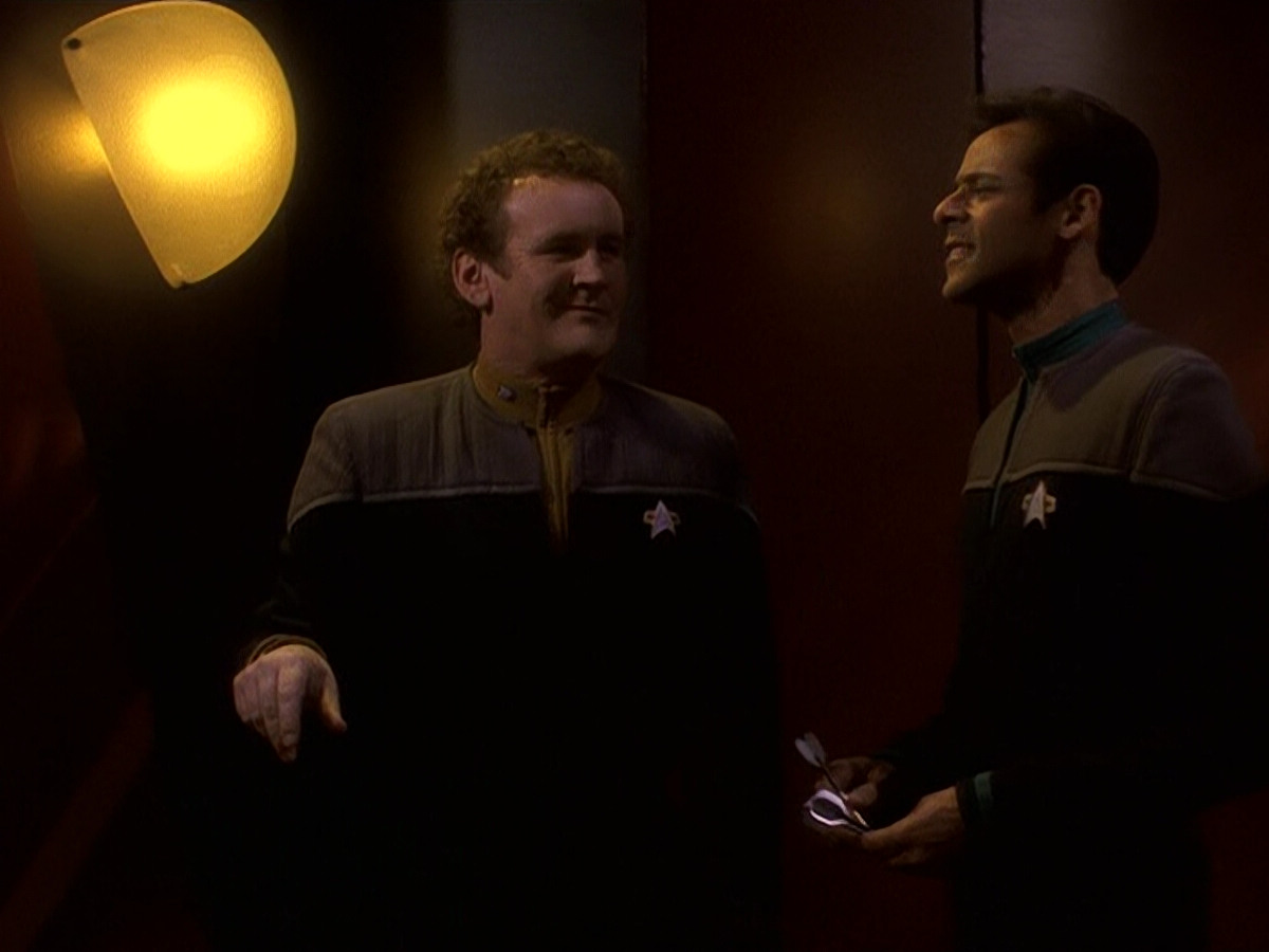 extant_StarTrek_DS9_5x16-DoctorBashirIPresume_00181.jpg