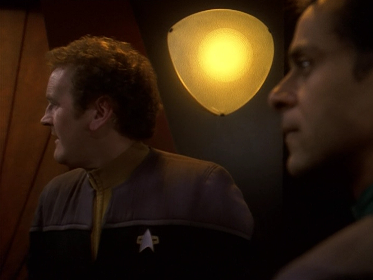 extant_StarTrek_DS9_5x16-DoctorBashirIPresume_00214.jpg