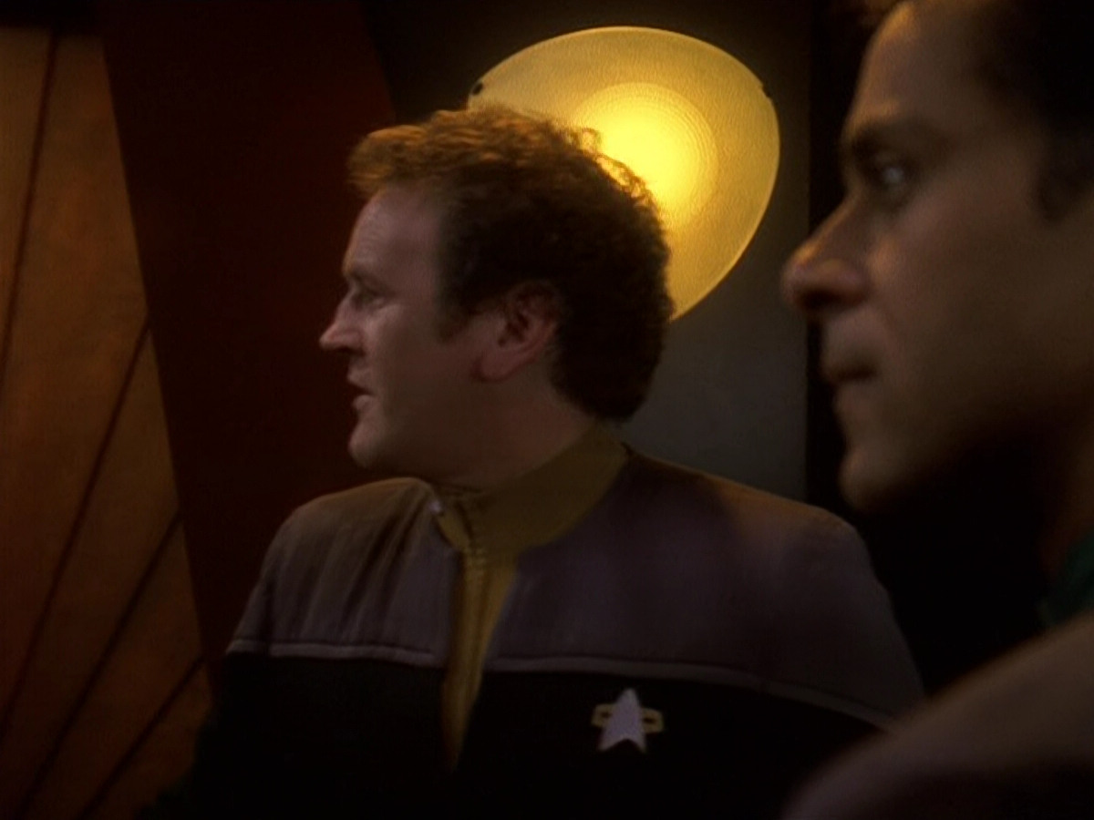 extant_StarTrek_DS9_5x16-DoctorBashirIPresume_00215.jpg
