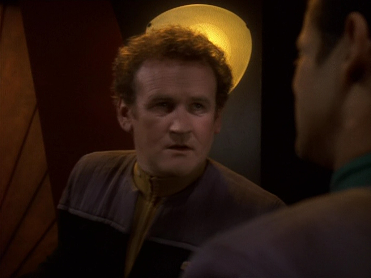 extant_StarTrek_DS9_5x16-DoctorBashirIPresume_00225.jpg