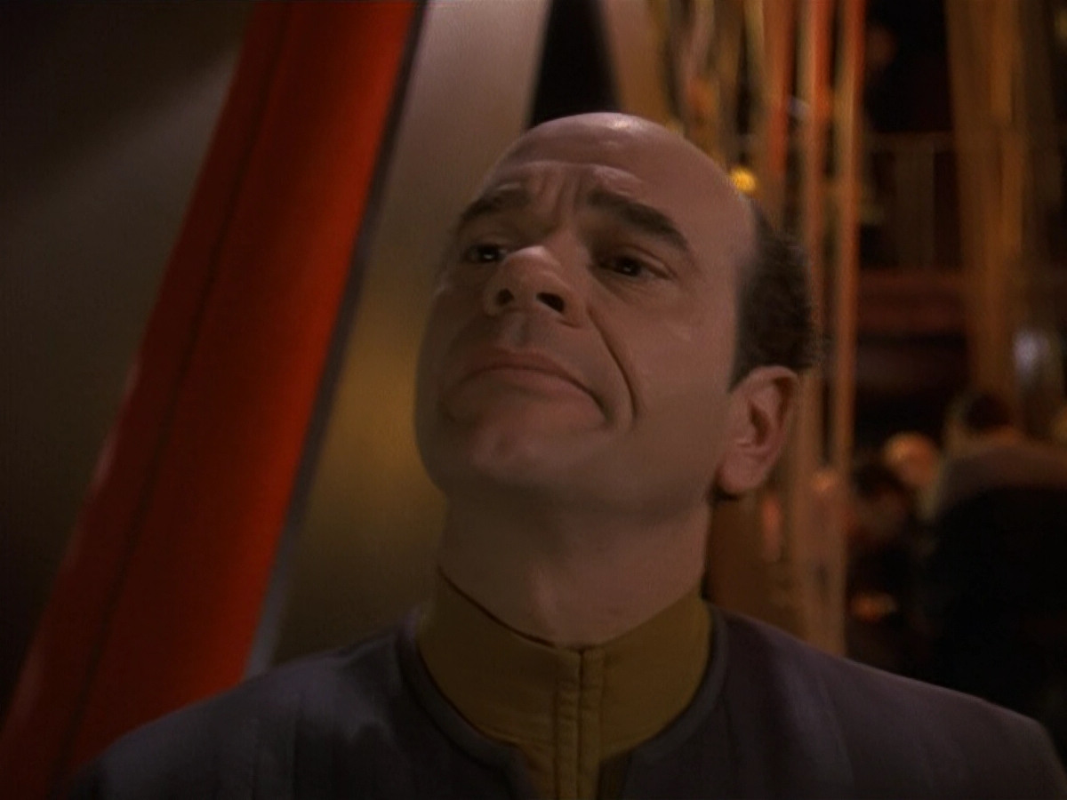 extant_StarTrek_DS9_5x16-DoctorBashirIPresume_00242.jpg