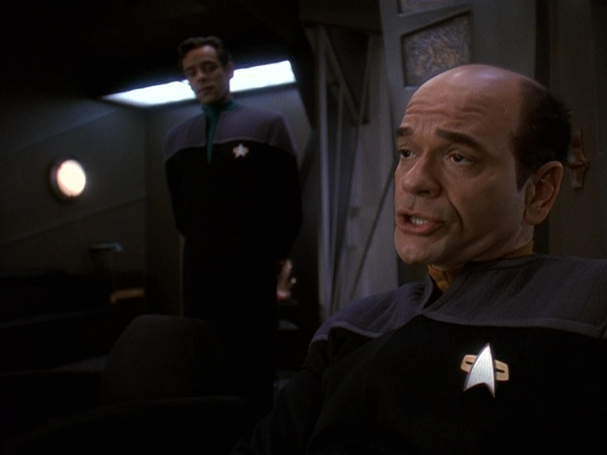 extant_StarTrek_DS9_5x16-DoctorBashirIPresume_00515.jpg