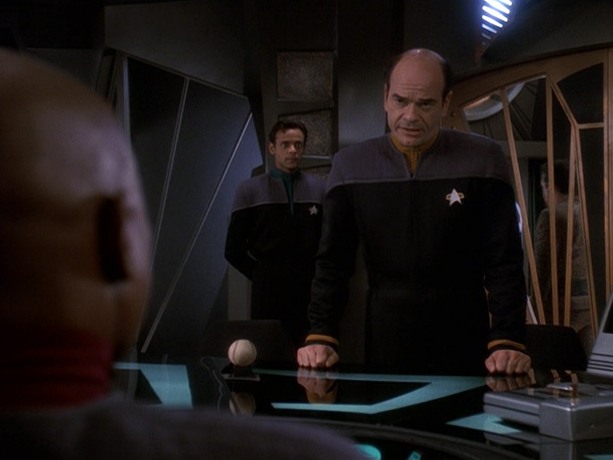 extant_StarTrek_DS9_5x16-DoctorBashirIPresume_00568.jpg