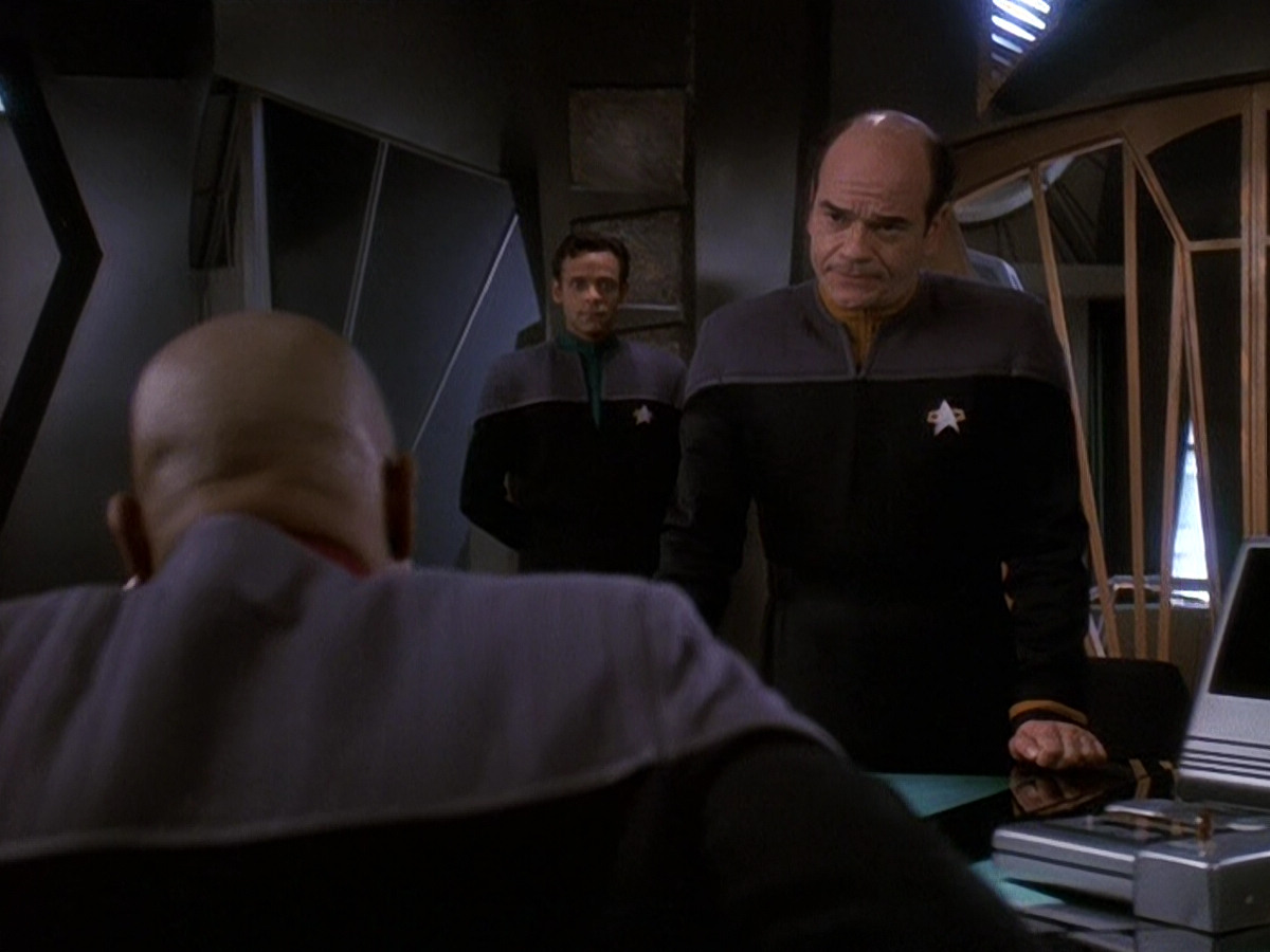 extant_StarTrek_DS9_5x16-DoctorBashirIPresume_00576.jpg