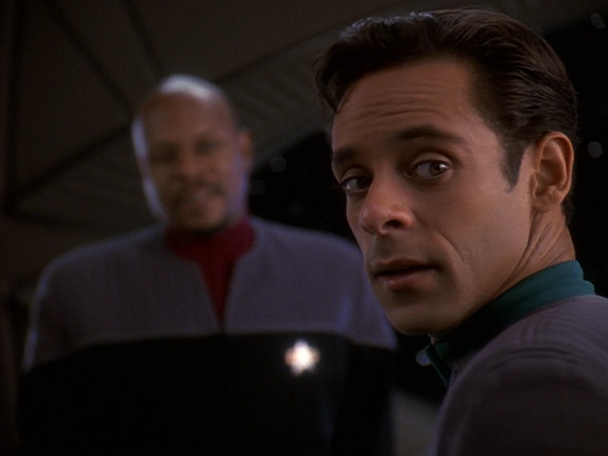 extant_StarTrek_DS9_5x16-DoctorBashirIPresume_00595.jpg