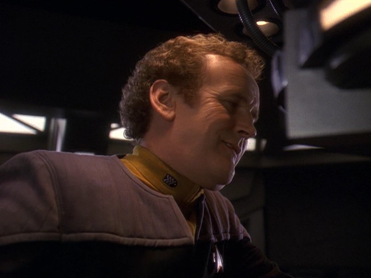extant_StarTrek_DS9_5x16-DoctorBashirIPresume_00622.jpg