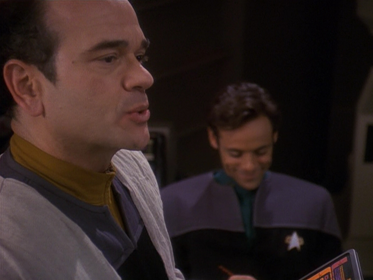 extant_StarTrek_DS9_5x16-DoctorBashirIPresume_00625.jpg