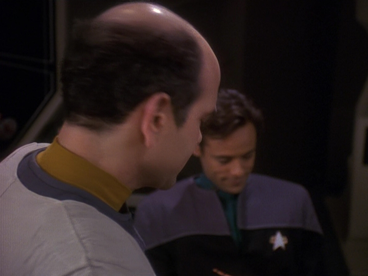 extant_StarTrek_DS9_5x16-DoctorBashirIPresume_00639.jpg