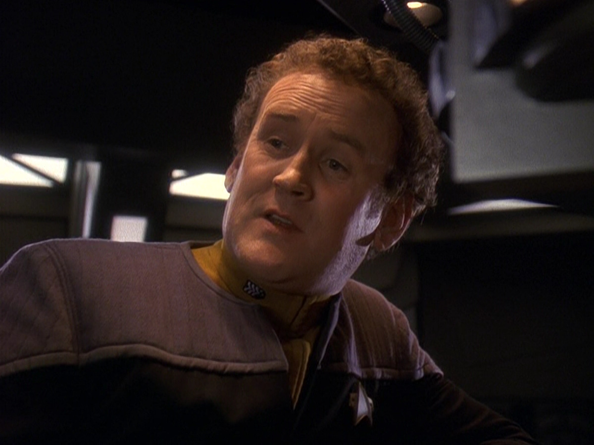 extant_StarTrek_DS9_5x16-DoctorBashirIPresume_00661.jpg