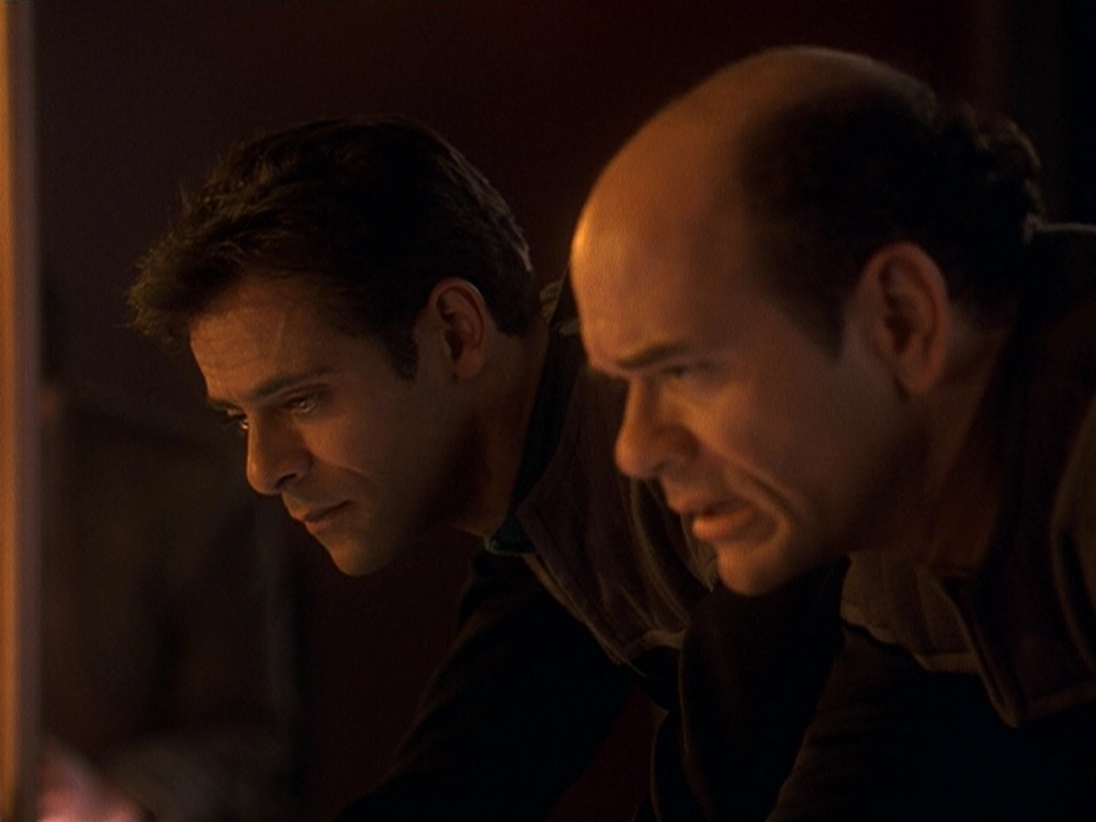 extant_StarTrek_DS9_5x16-DoctorBashirIPresume_00717.jpg