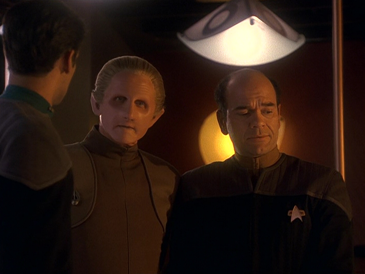 extant_StarTrek_DS9_5x16-DoctorBashirIPresume_00764.jpg