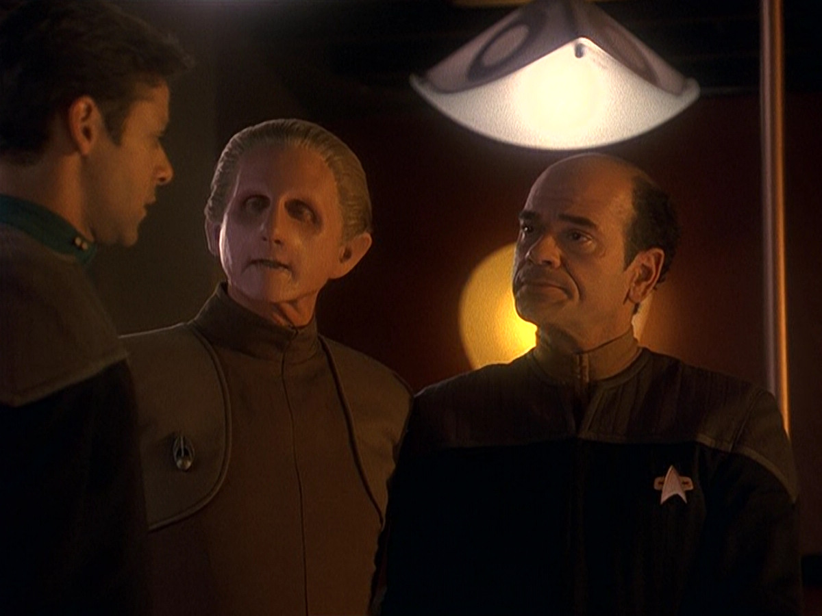 extant_StarTrek_DS9_5x16-DoctorBashirIPresume_00771.jpg