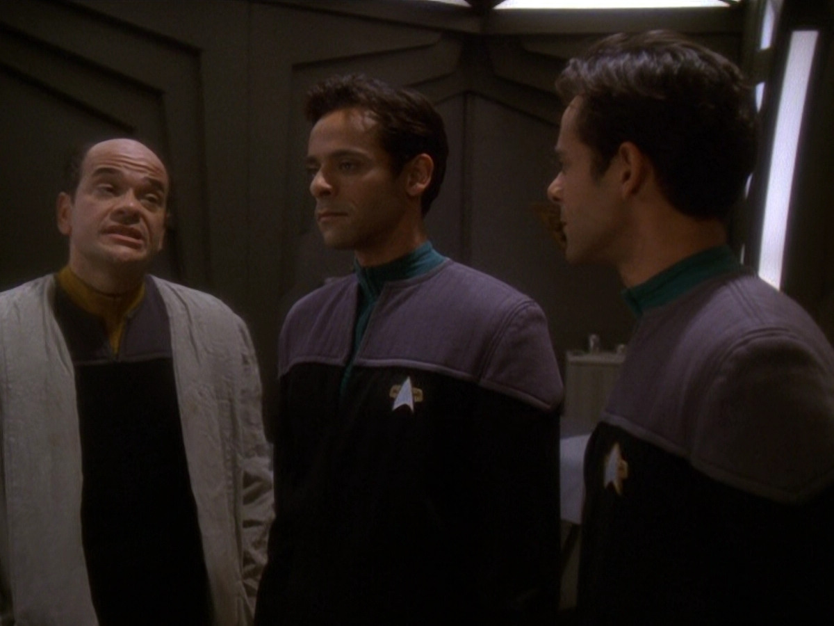 extant_StarTrek_DS9_5x16-DoctorBashirIPresume_00955.jpg