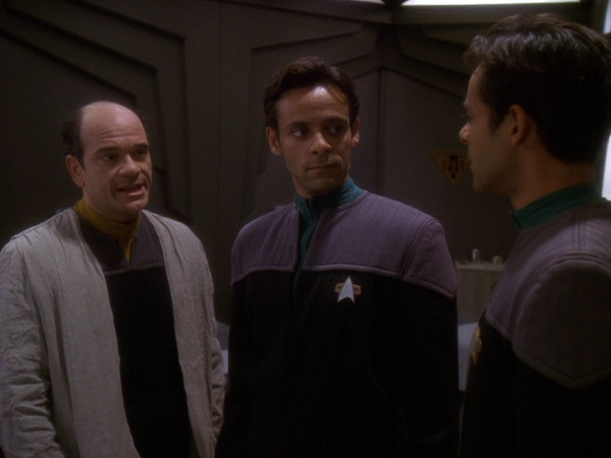 extant_StarTrek_DS9_5x16-DoctorBashirIPresume_00974.jpg