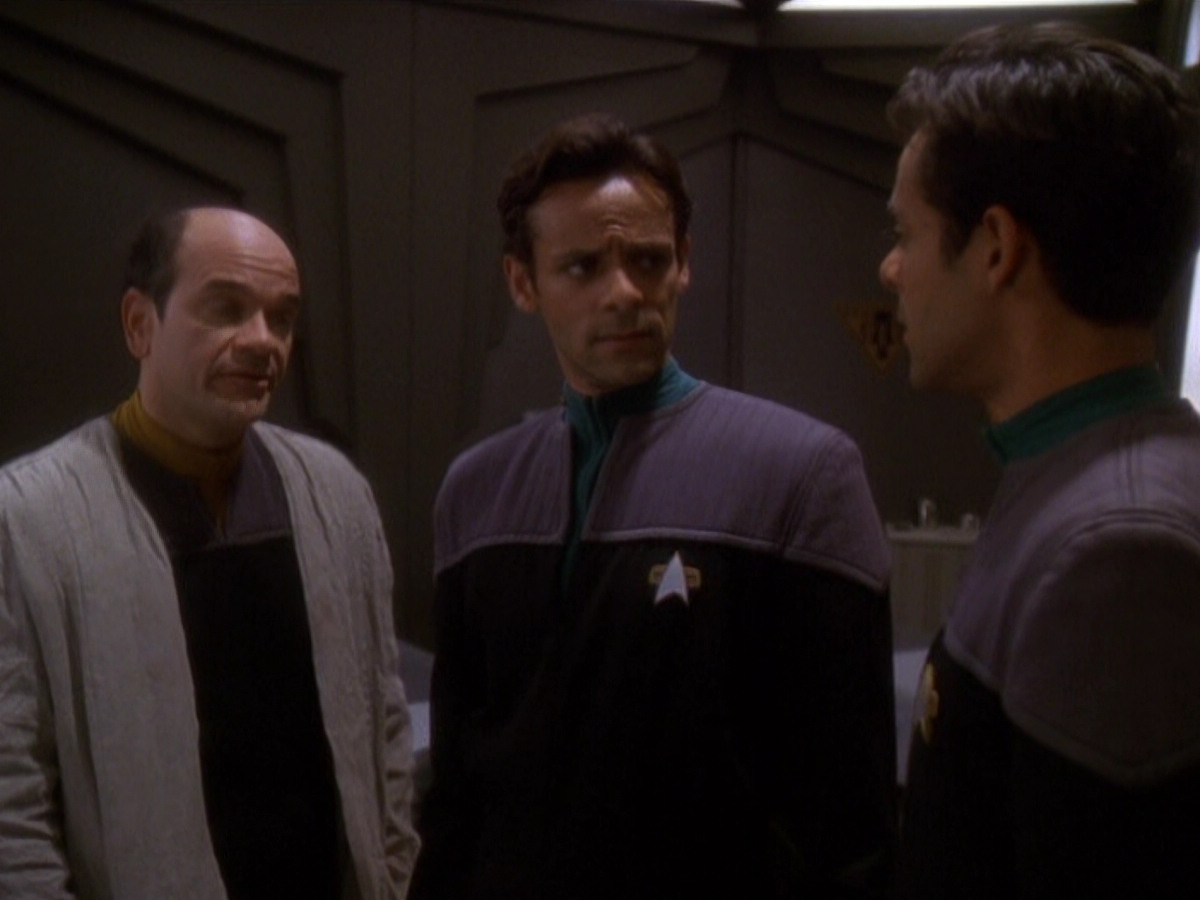 extant_StarTrek_DS9_5x16-DoctorBashirIPresume_00983.jpg
