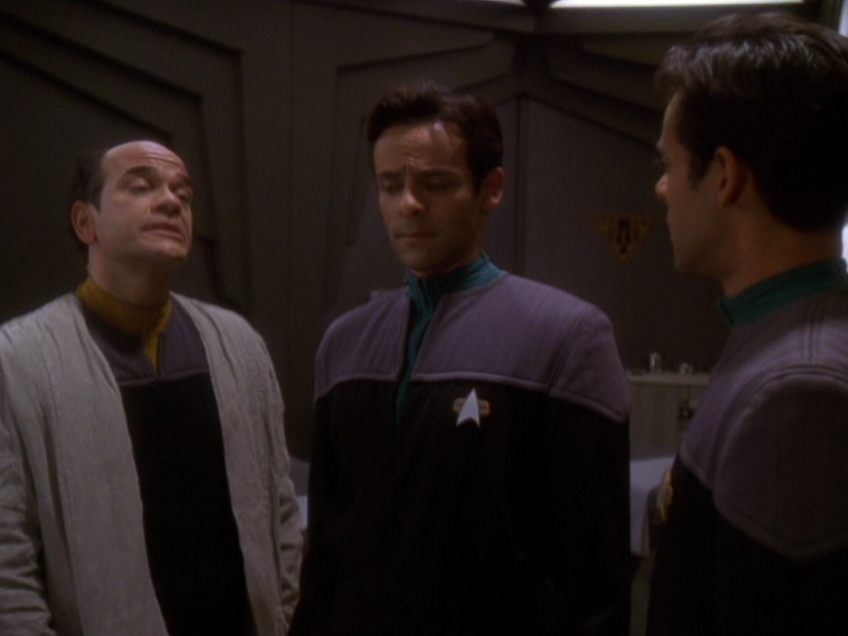 extant_StarTrek_DS9_5x16-DoctorBashirIPresume_00986.jpg