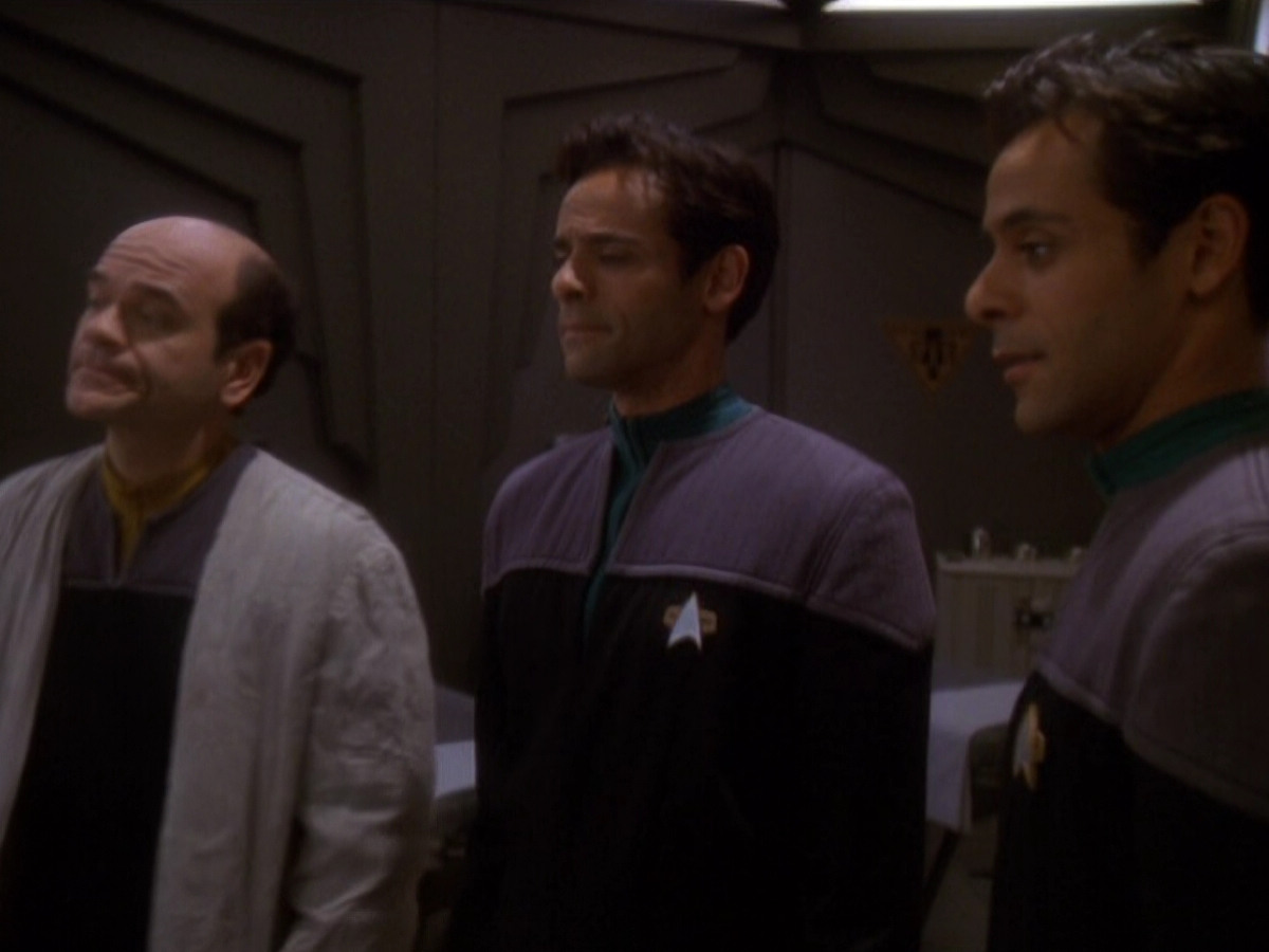 extant_StarTrek_DS9_5x16-DoctorBashirIPresume_00989.jpg