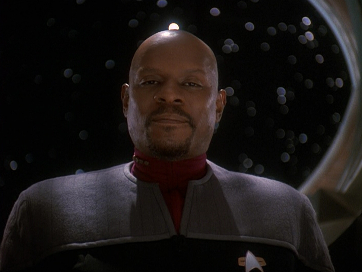 extant_StarTrek_DS9_5x16-DoctorBashirIPresume_01014.jpg