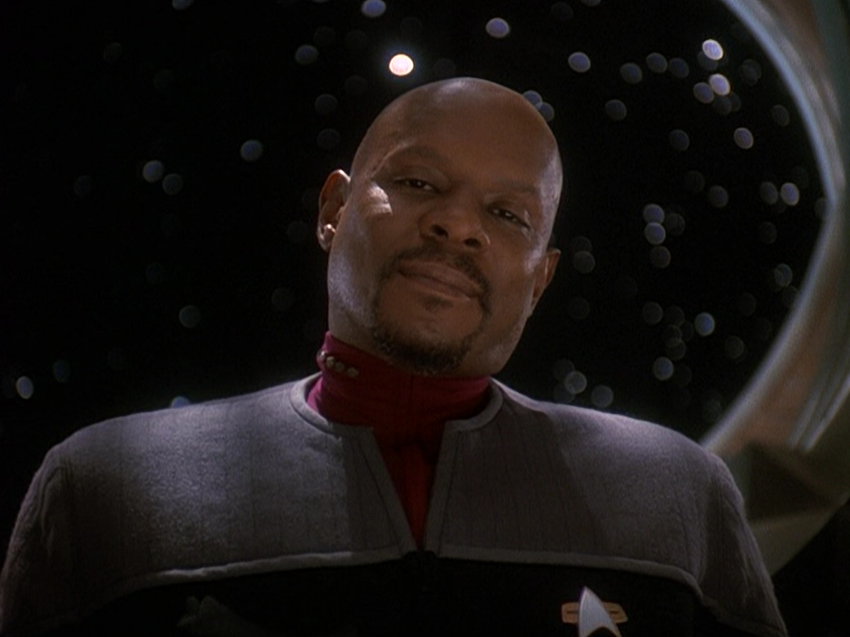 extant_StarTrek_DS9_5x16-DoctorBashirIPresume_01016.jpg