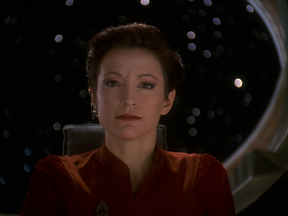 extant_StarTrek_DS9_5x16-DoctorBashirIPresume_01030.jpg