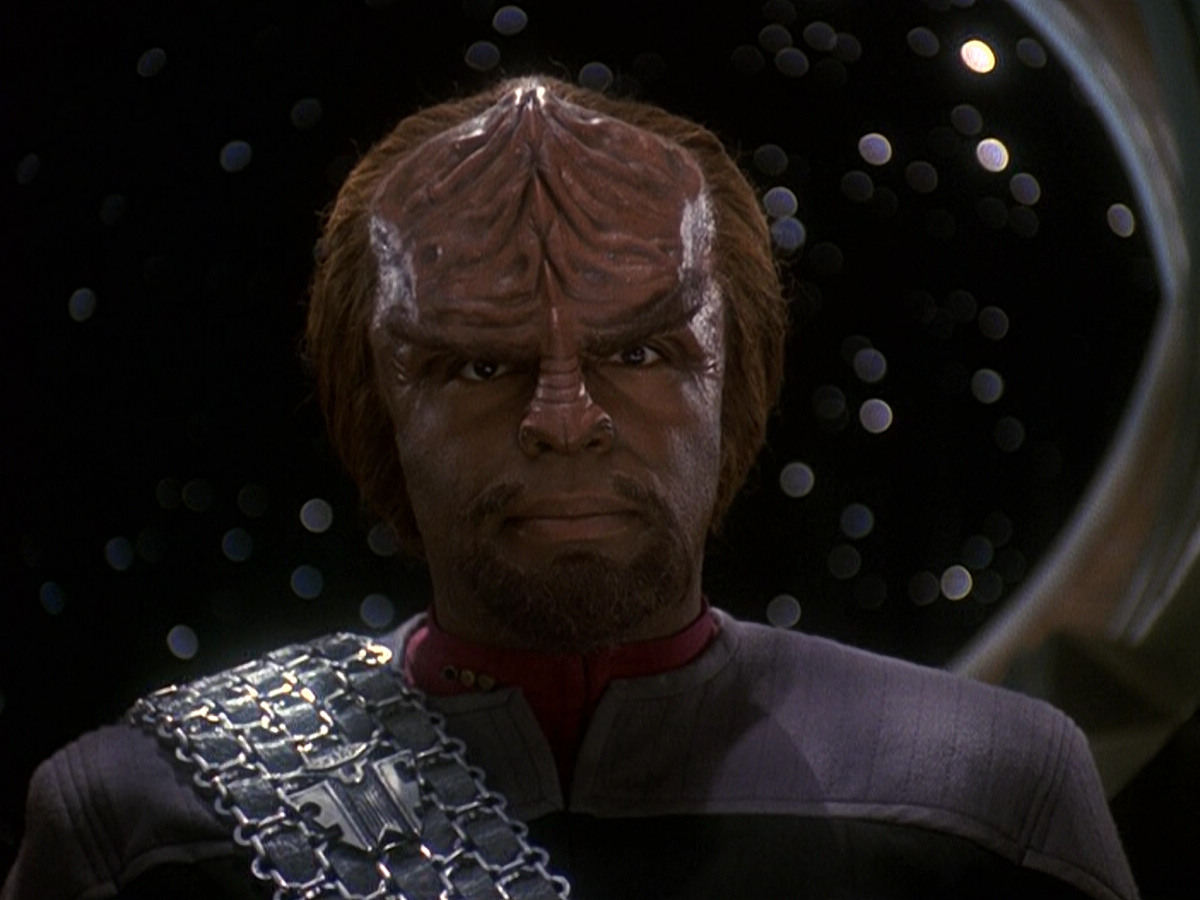 extant_StarTrek_DS9_5x16-DoctorBashirIPresume_01059.jpg