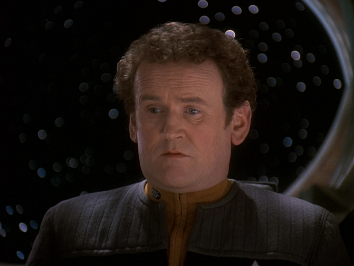 extant_StarTrek_DS9_5x16-DoctorBashirIPresume_01076.jpg