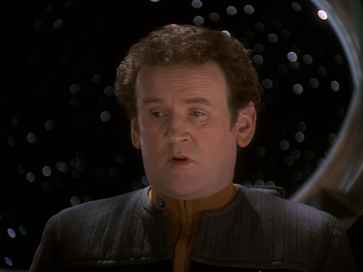 extant_StarTrek_DS9_5x16-DoctorBashirIPresume_01084.jpg