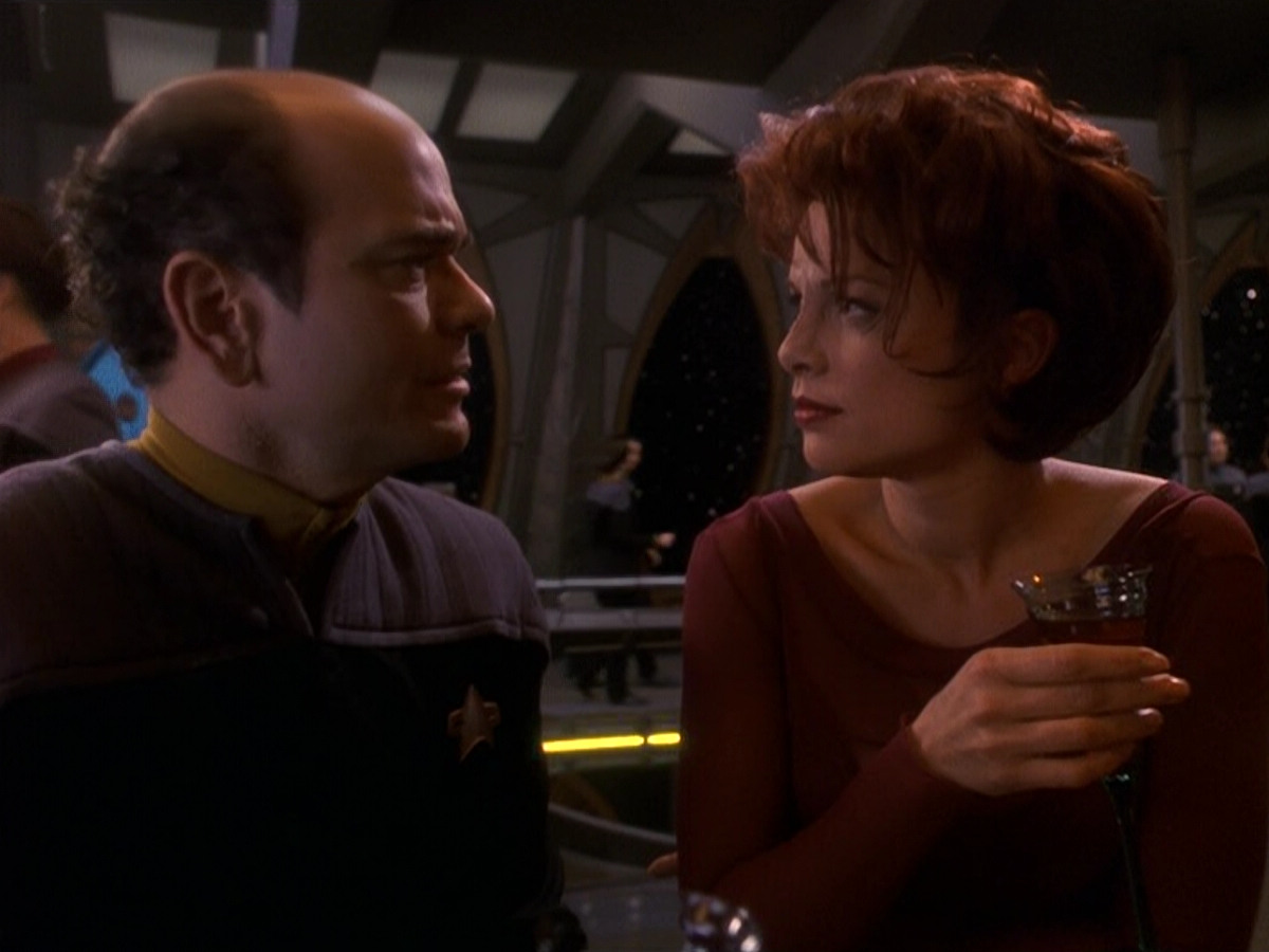 extant_StarTrek_DS9_5x16-DoctorBashirIPresume_01200.jpg