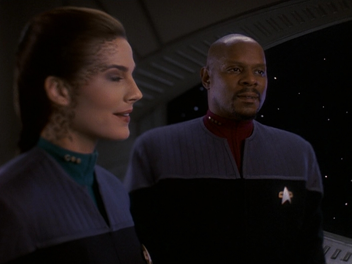 extant_StarTrek_DS9_5x16-DoctorBashirIPresume_01539.jpg