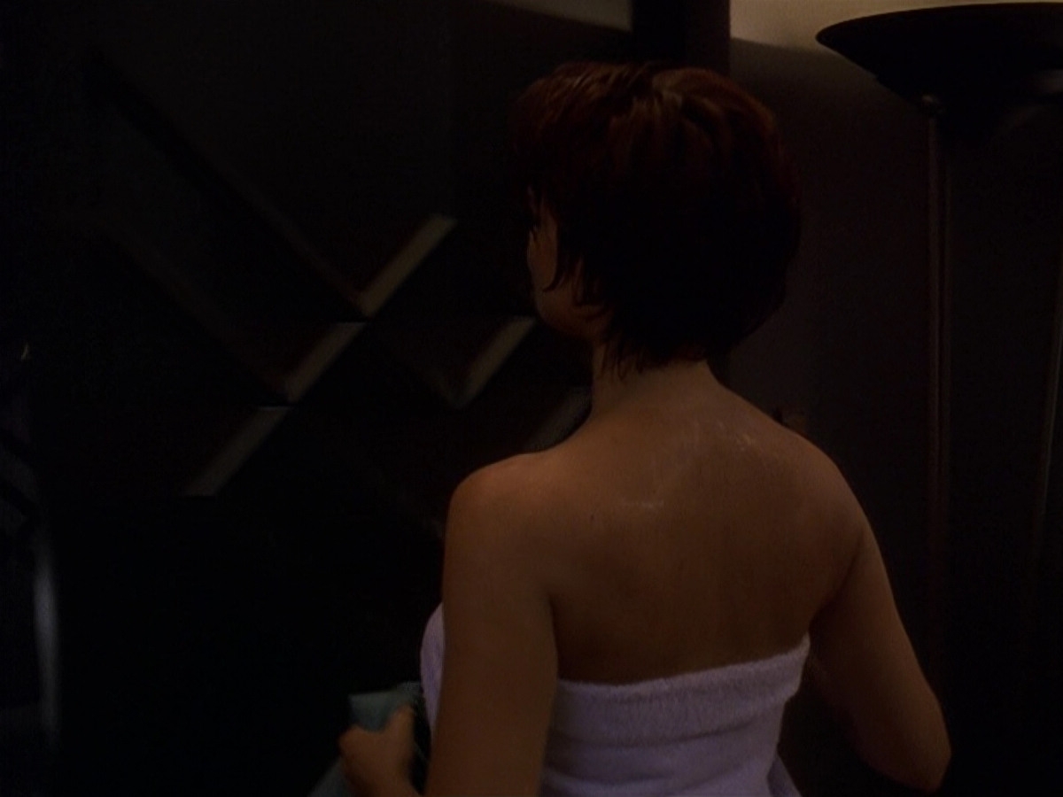 extant_StarTrek_DS9_5x16-DoctorBashirIPresume_01617.jpg