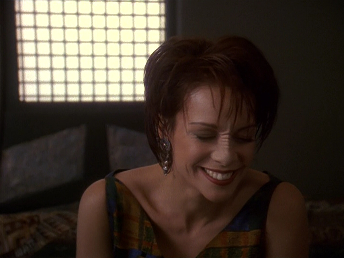extant_StarTrek_DS9_5x16-DoctorBashirIPresume_01777.jpg