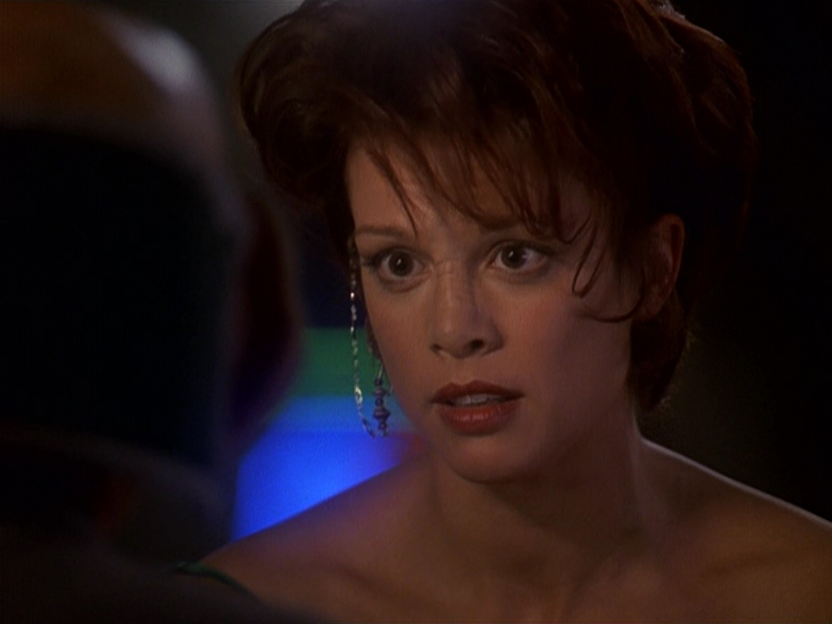 extant_StarTrek_DS9_5x16-DoctorBashirIPresume_02073.jpg