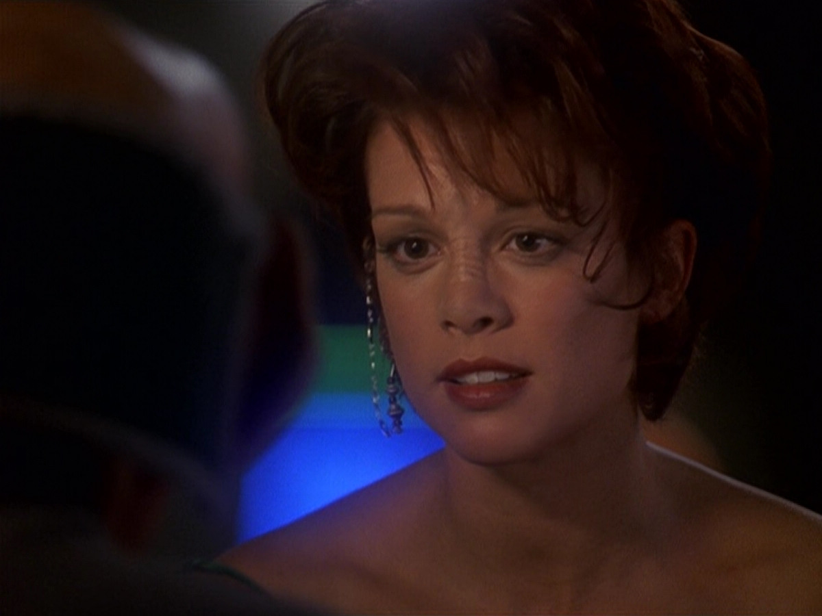 extant_StarTrek_DS9_5x16-DoctorBashirIPresume_02075.jpg