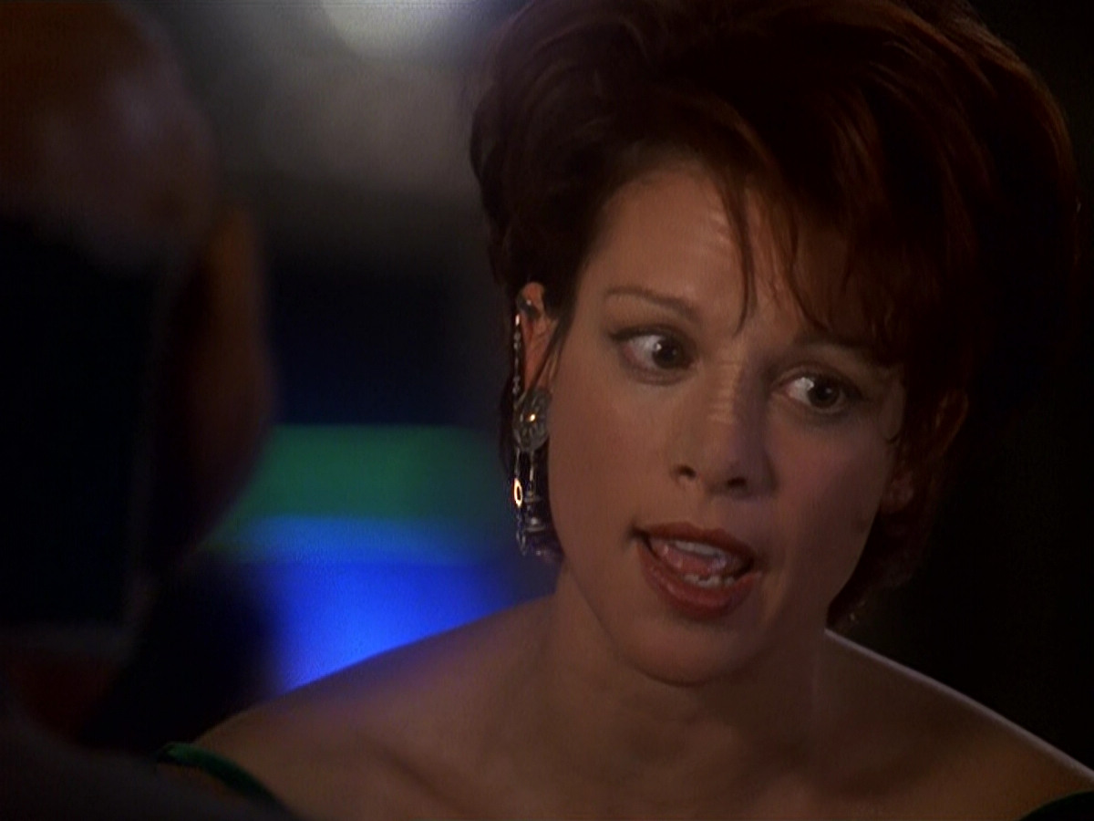 extant_StarTrek_DS9_5x16-DoctorBashirIPresume_02091.jpg