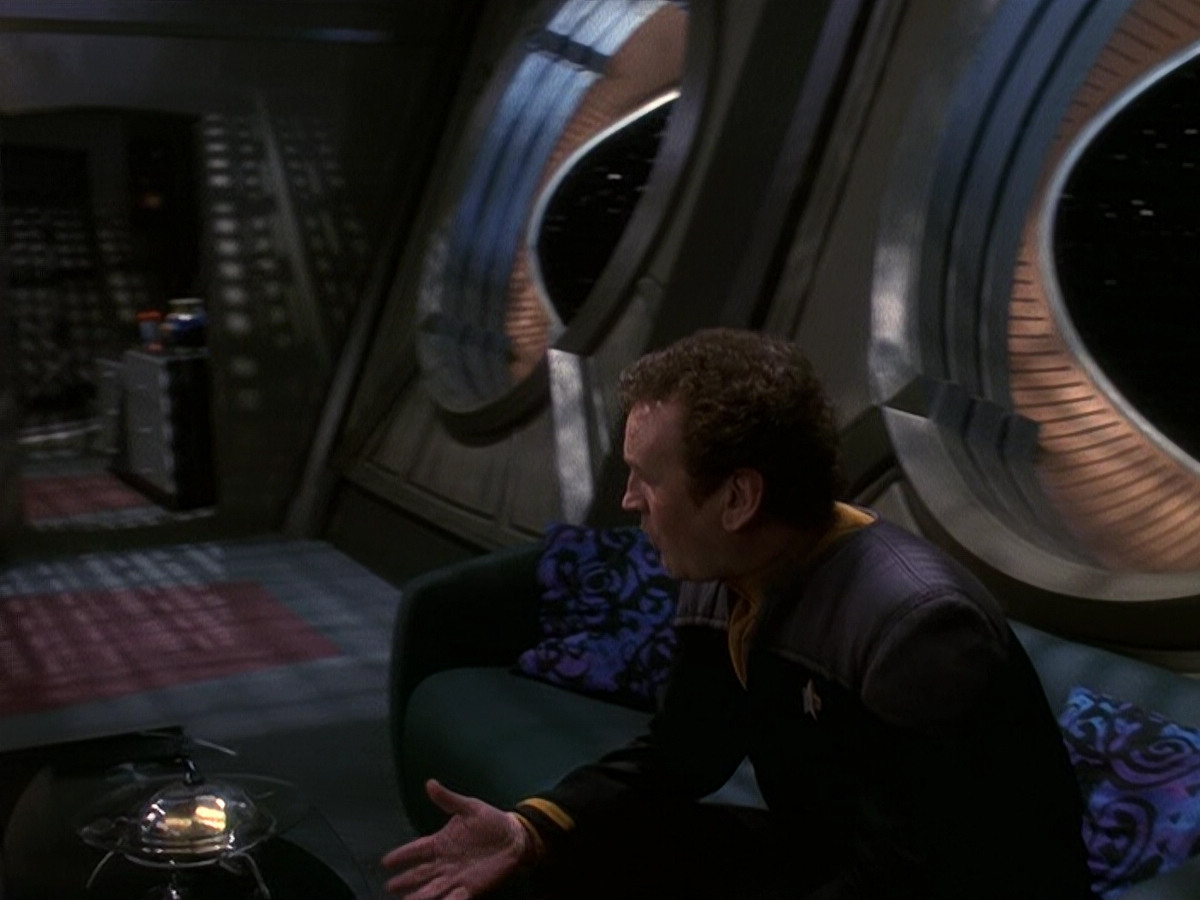 extant_StarTrek_DS9_5x16-DoctorBashirIPresume_02312.jpg