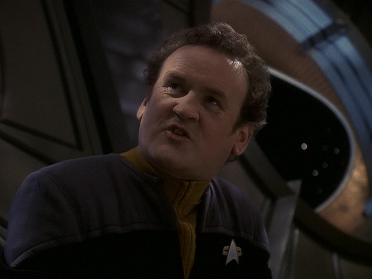 extant_StarTrek_DS9_5x16-DoctorBashirIPresume_02332.jpg