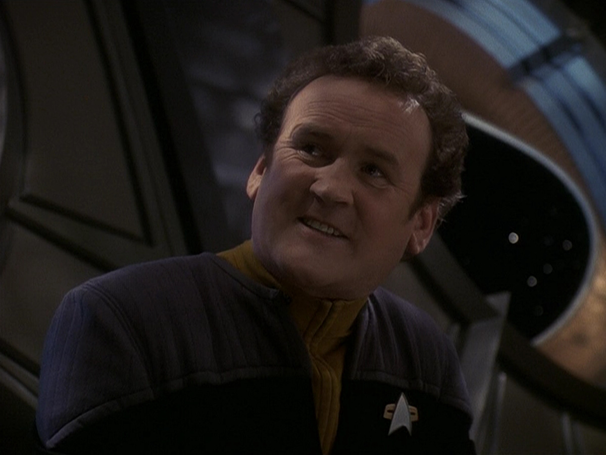 extant_StarTrek_DS9_5x16-DoctorBashirIPresume_02354.jpg