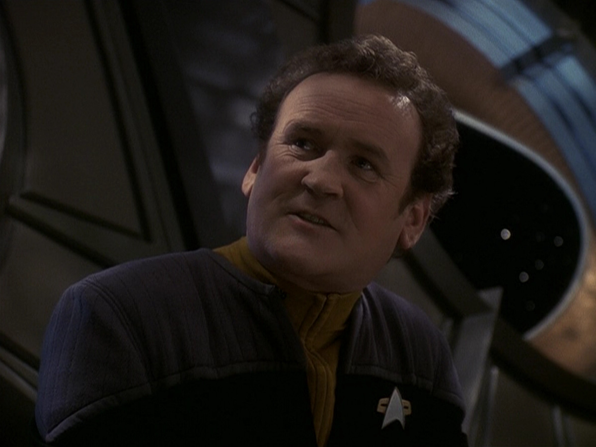 extant_StarTrek_DS9_5x16-DoctorBashirIPresume_02356.jpg