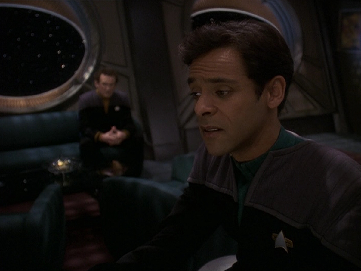 extant_StarTrek_DS9_5x16-DoctorBashirIPresume_02429.jpg