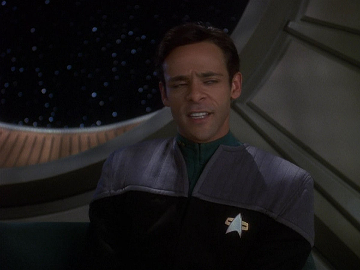 extant_StarTrek_DS9_5x16-DoctorBashirIPresume_02922.jpg